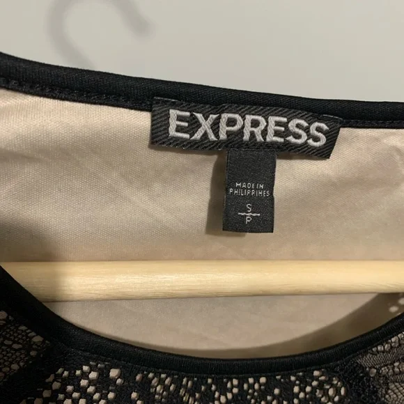 EXPRESS DRESS - Picture 4 of 4